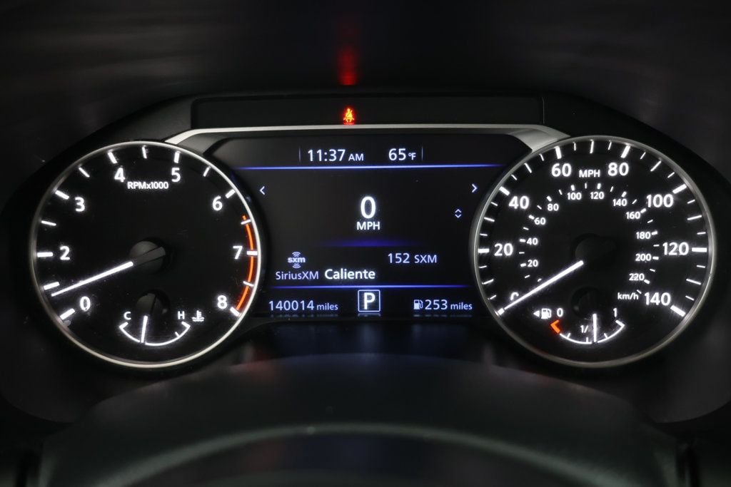 2022 Nissan Altima SV photo 12
