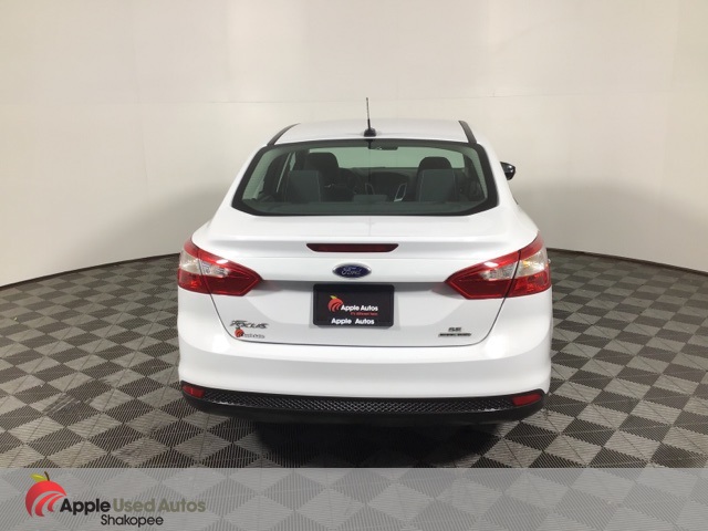 2014 Ford Focus SE photo 4