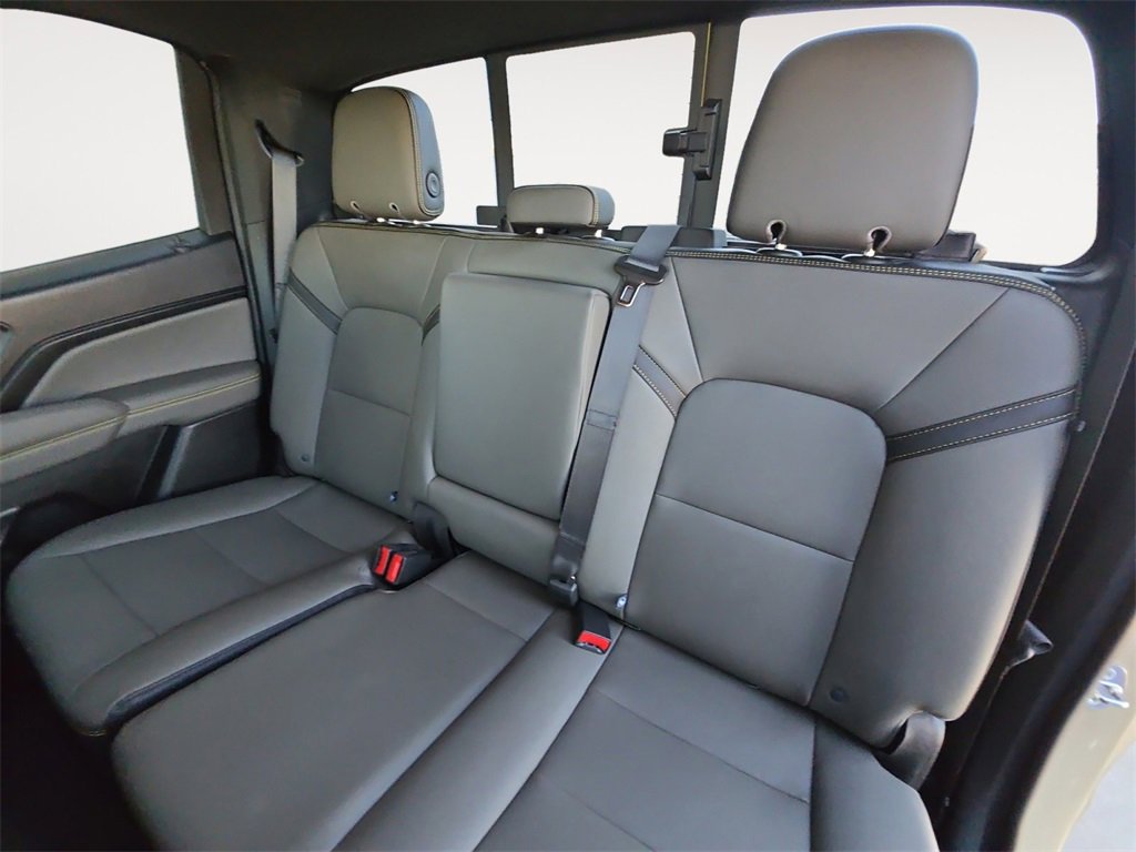 2023 Chevrolet Colorado ZR2 photo 13