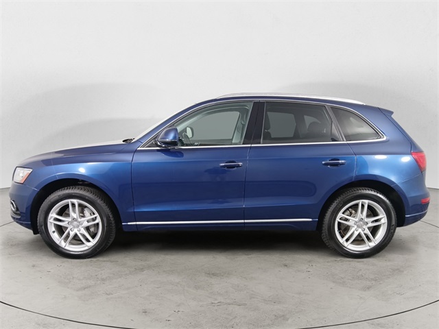 2016 Audi Q5 3.0T Premium Plus photo 2