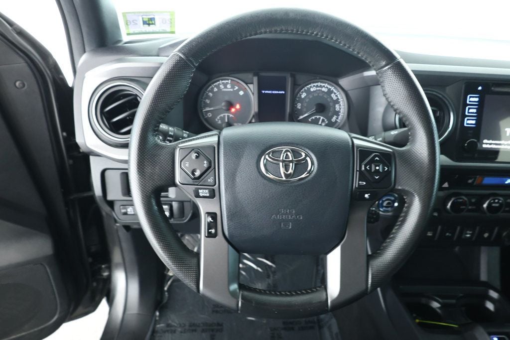 2017 Toyota Tacoma SR5 Sport TRD Pro photo 12