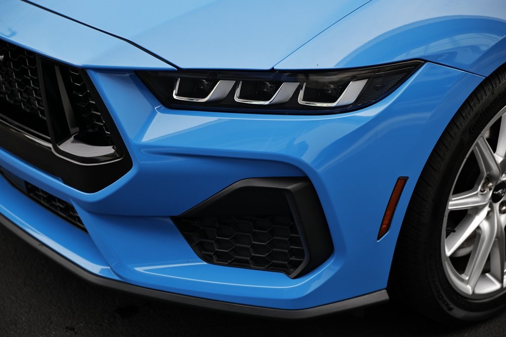 2024 Ford Mustang GT Premium photo 17