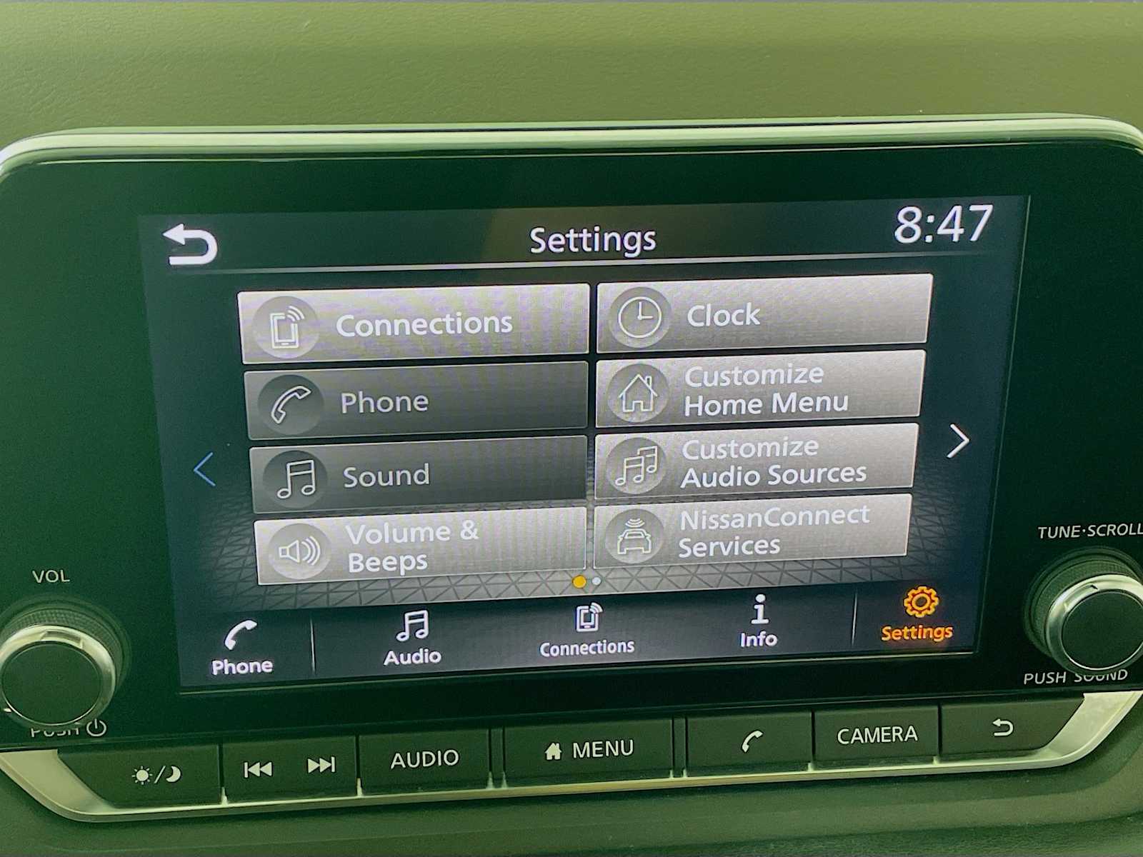 2021 Nissan Rogue SV photo 11