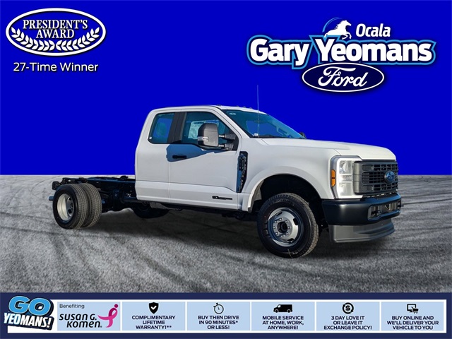 2026 Ford F-350 Super Duty Chassis Cab XL's photo