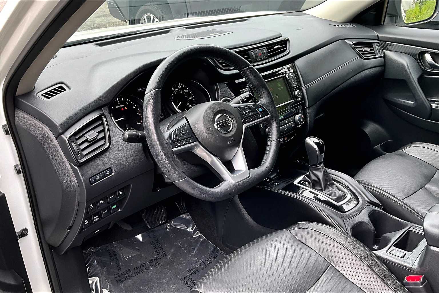2019 Nissan Rogue SL photo 17