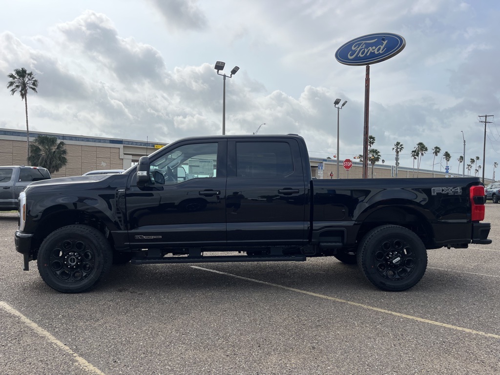 2025 Ford F-250 Lariat photo 4