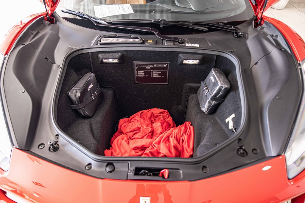 2018 FERRARI 488 - Image 5