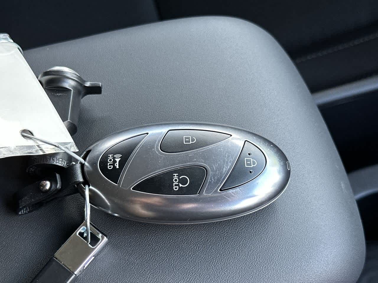 2026 Hyundai Kona SEL photo 26