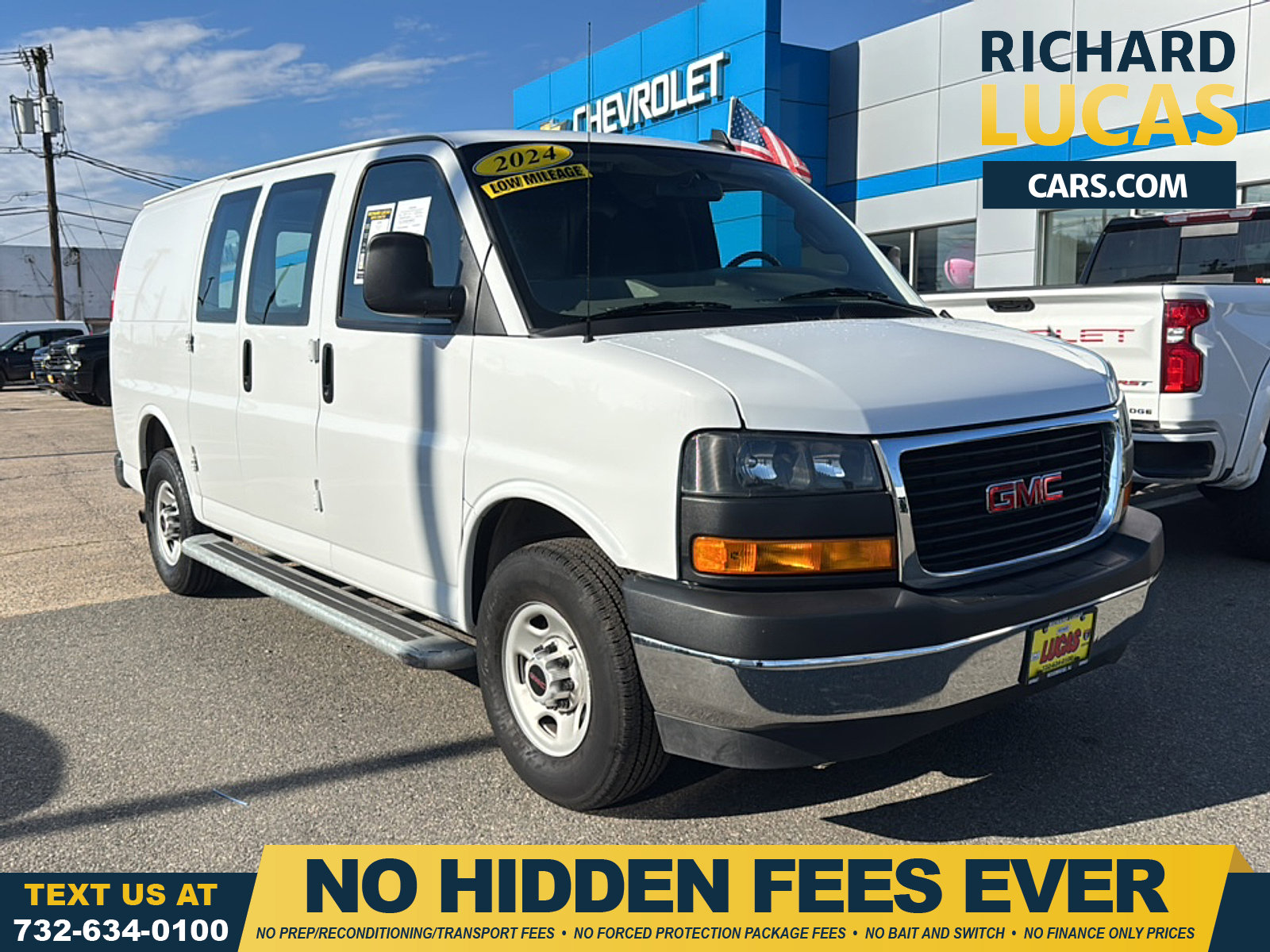 2024 GMC Savana Cargo Work Van's photo