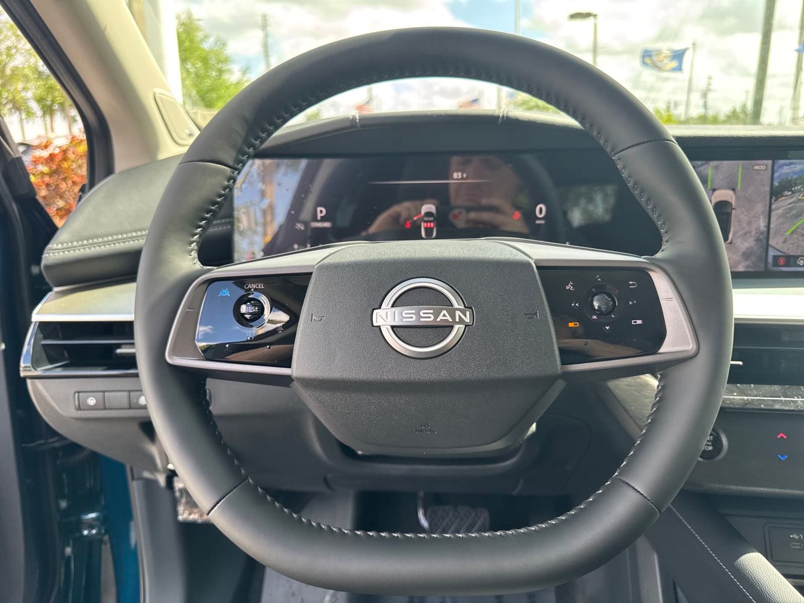 2025 Nissan Murano SL photo 15
