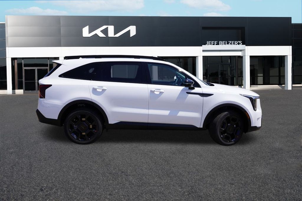 2025 Kia Sorento X-Line EX photo 2