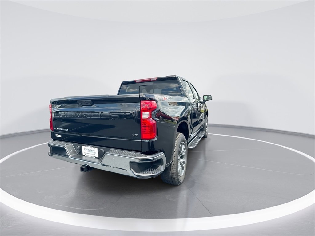2026 Chevrolet Silverado 1500 LT photo 8