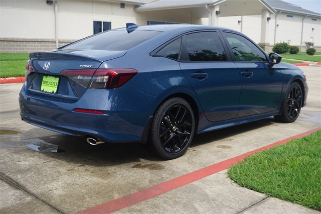 2026 Honda Civic Sport photo 3