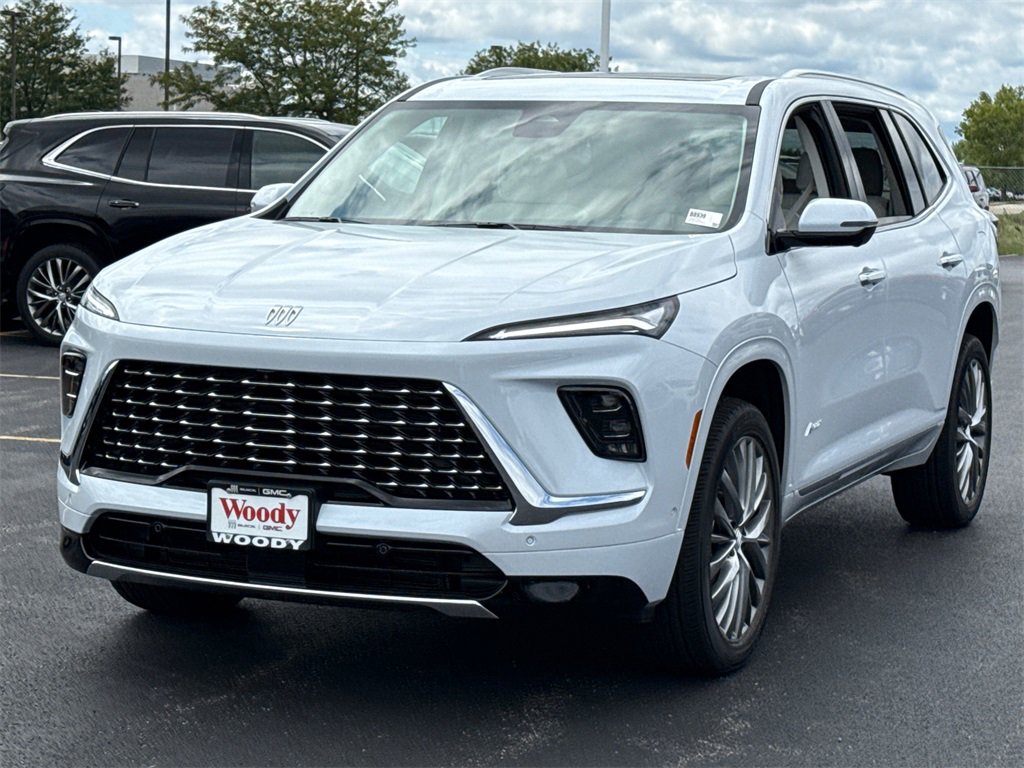 2026 Buick Enclave Avenir photo 3