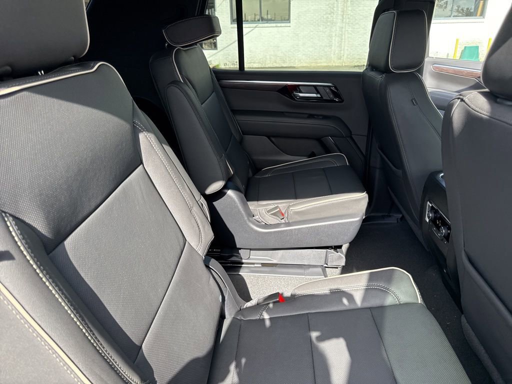 2025 Chevrolet Tahoe Premier photo 43