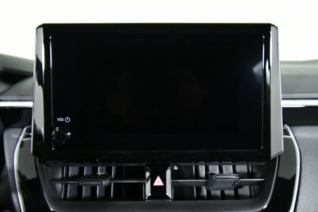 2023 Toyota Corolla SE photo 3