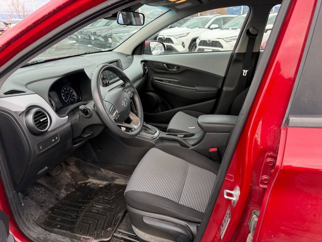 2021 Hyundai Kona SE photo 2