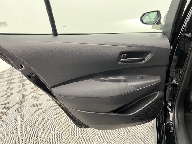 2024 Toyota Corolla LE photo 33