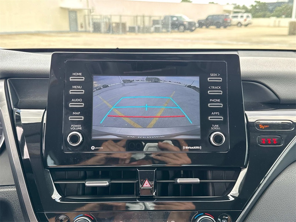 2023 Toyota Camry LE photo 26