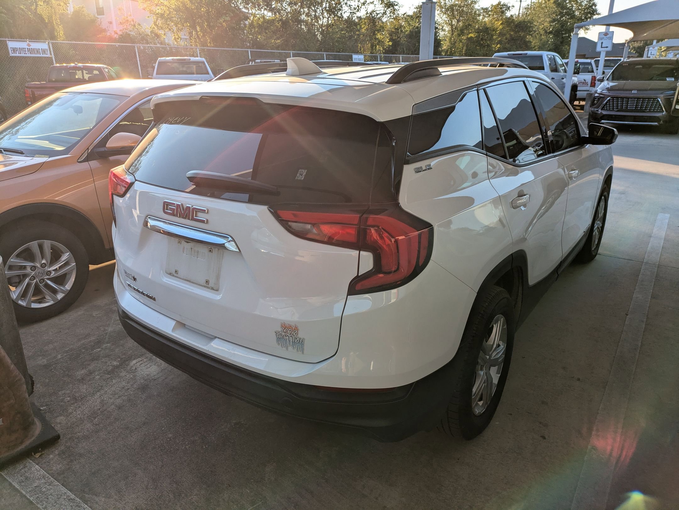 2020 Gmc Terrain SLE photo 4