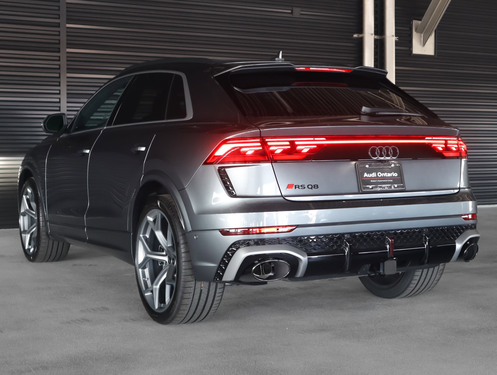 New 2025 Daytona Gray Pearl Effect Audi performance image 2