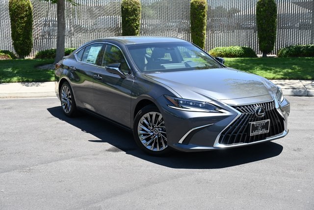 2025 Lexus ES Hybrid