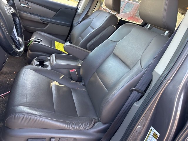 2016 Honda Odyssey EX-L photo 9