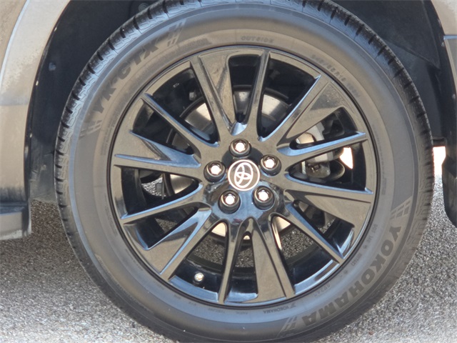 2019 Toyota Highlander SE photo 8