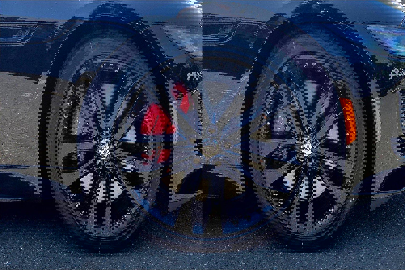 2024 Jaguar F-TYPE P450 R-Dynamic photo 11