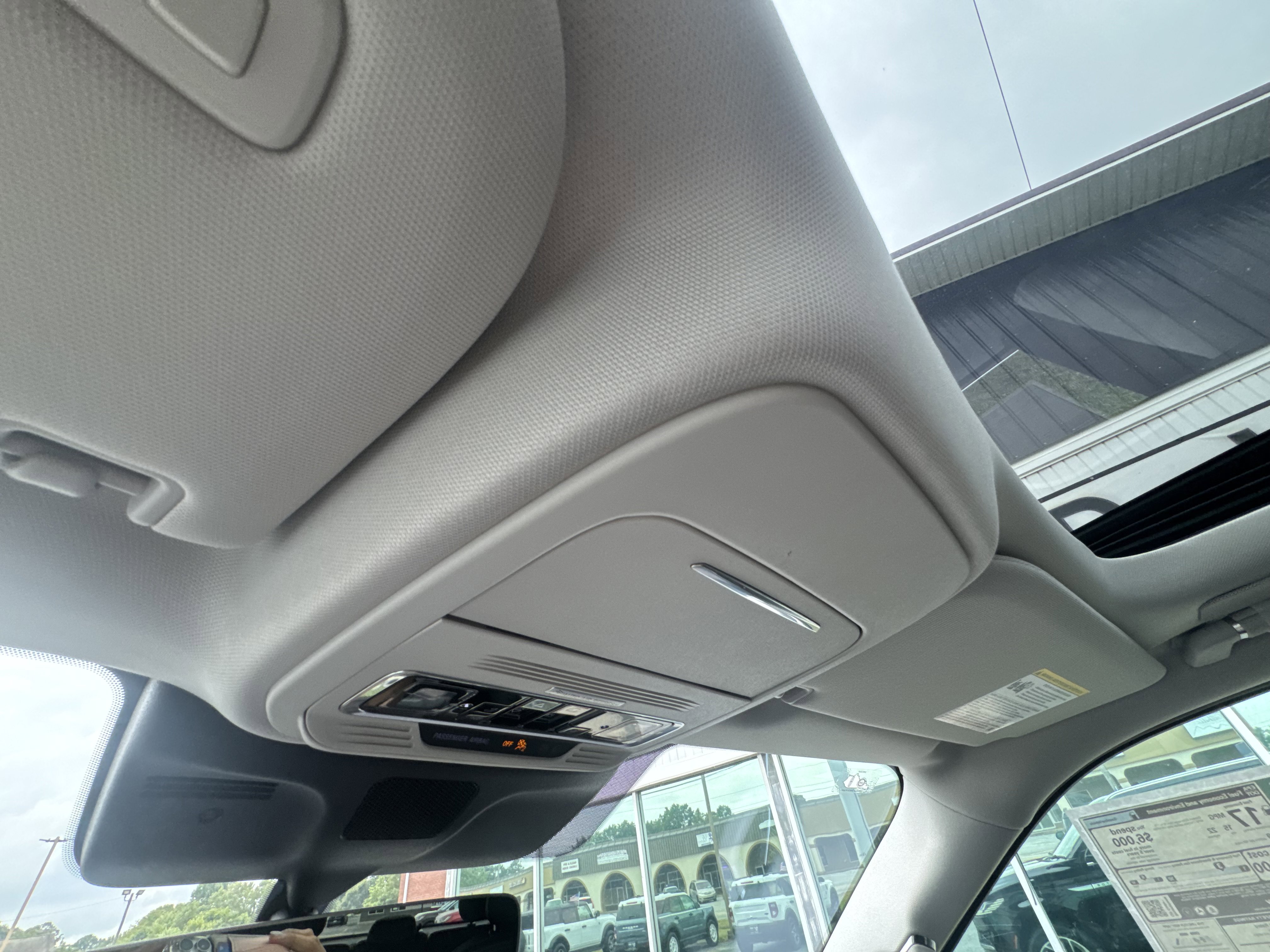 2025 Lincoln Navigator Reserve photo 3
