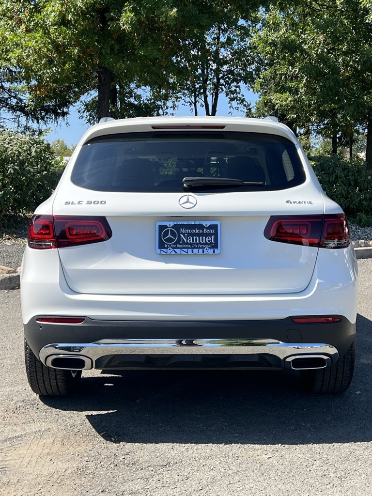 2022 Mercedes Benz GLC 300 4MATIC photo 3