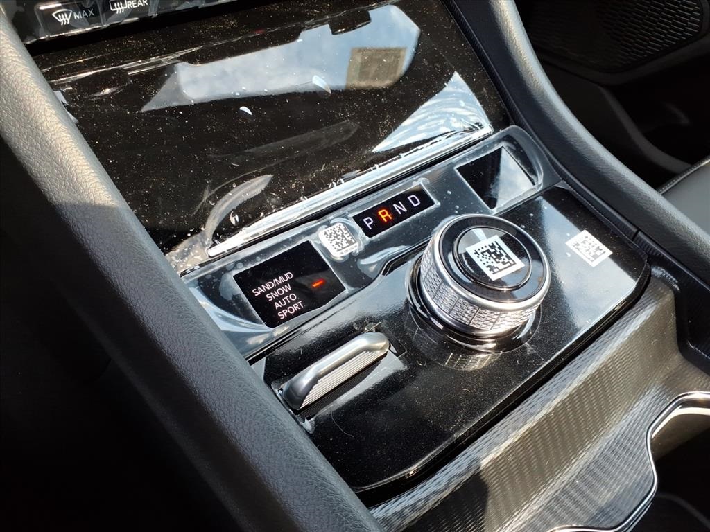 2025 Jeep Grand Cherokee Limited photo 13