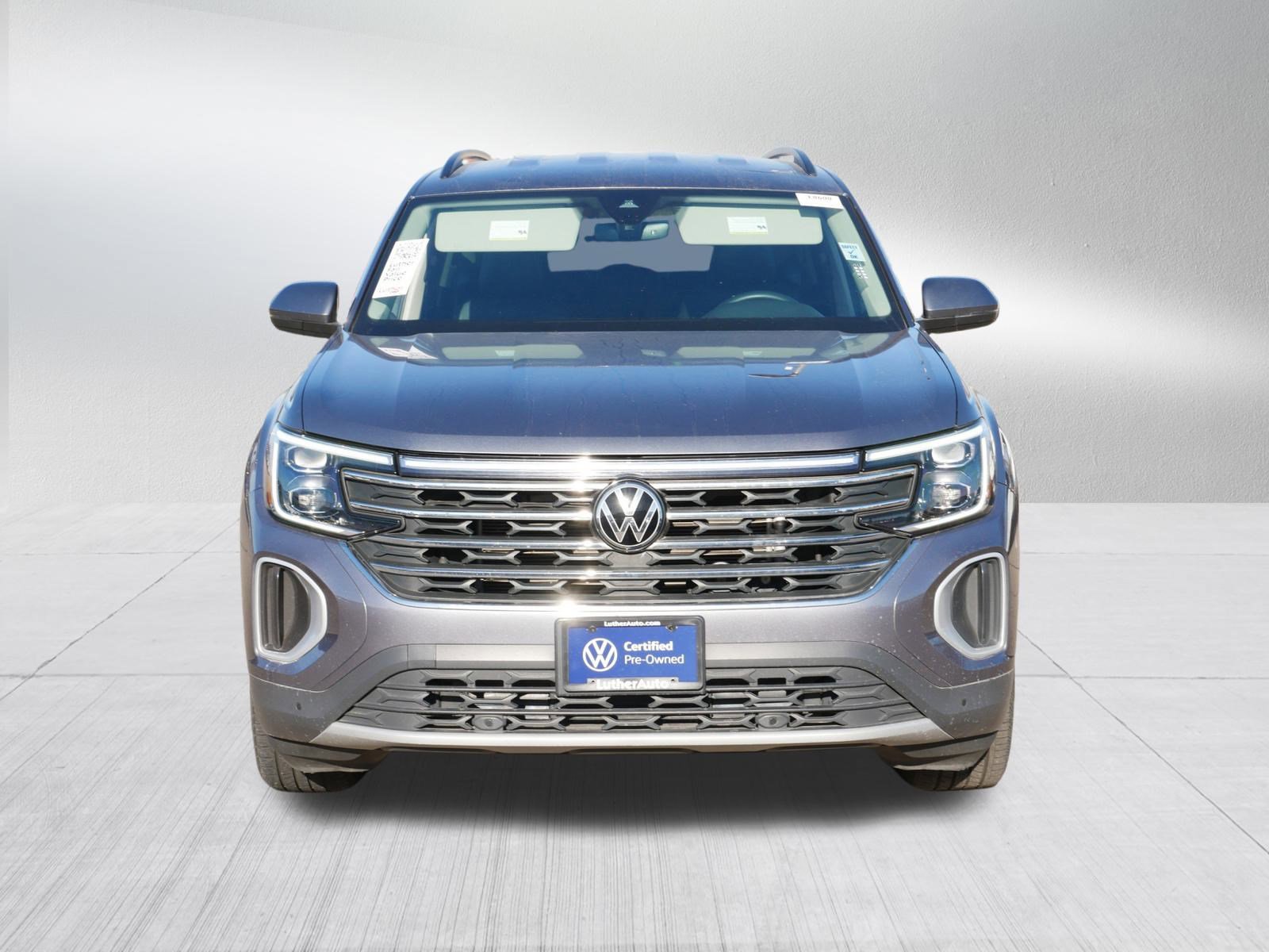 2024 Volkswagen Atlas SE Technology photo 2