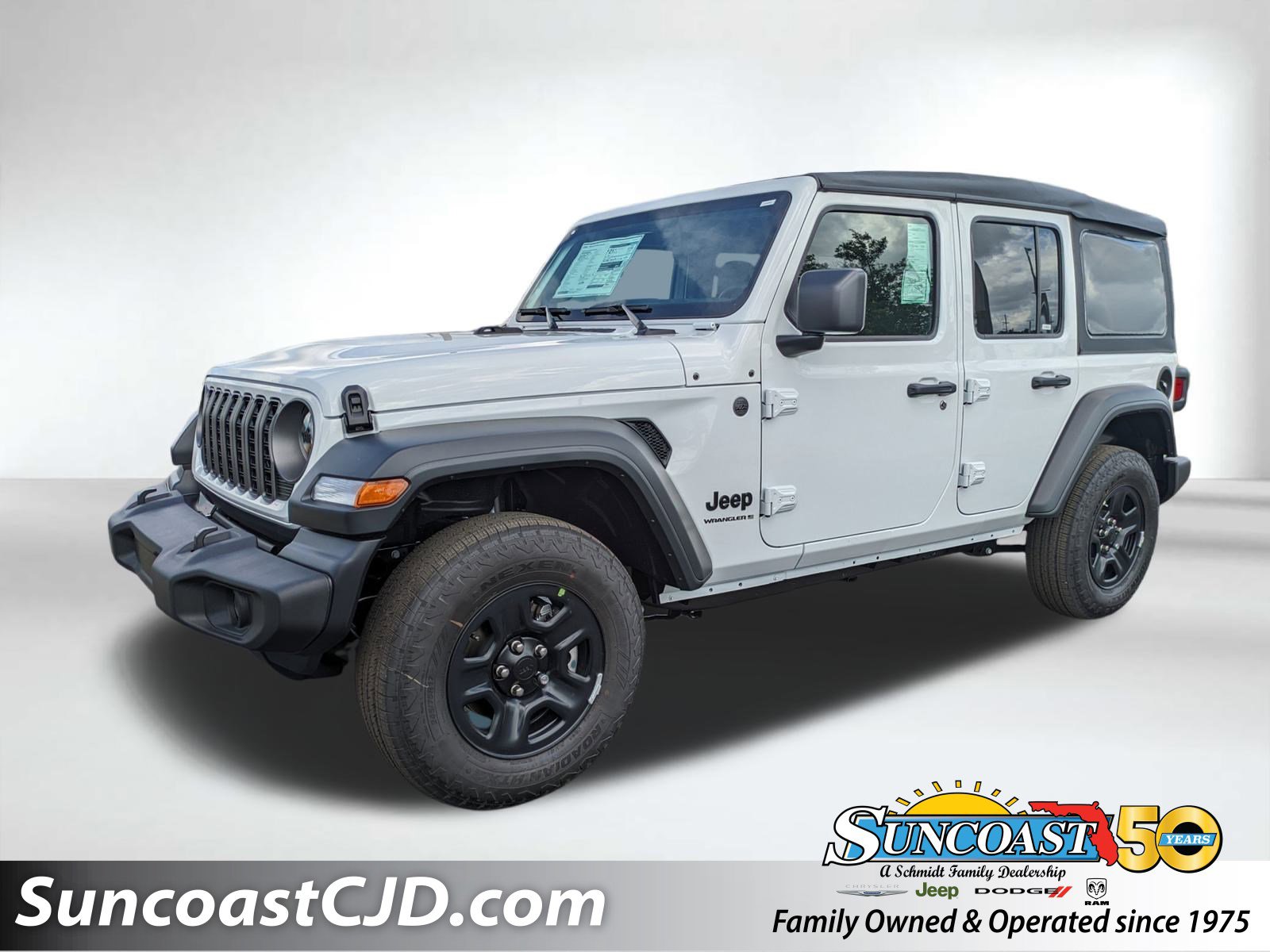 2025 Jeep Wrangler 4-Door Sport's photo