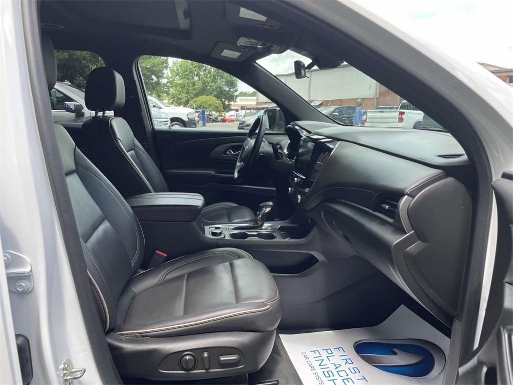 2023 Chevrolet Traverse Premier photo 15