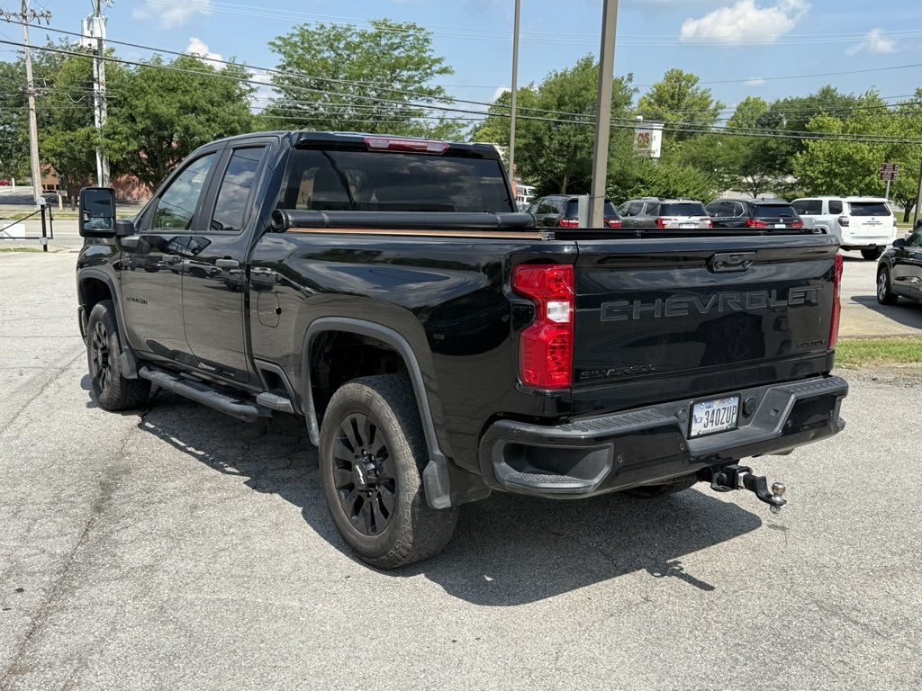 2024 Chevrolet Silverado 2500HD Custom photo 8