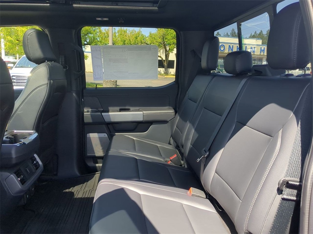 2025 Ford F-150 XLT photo 24