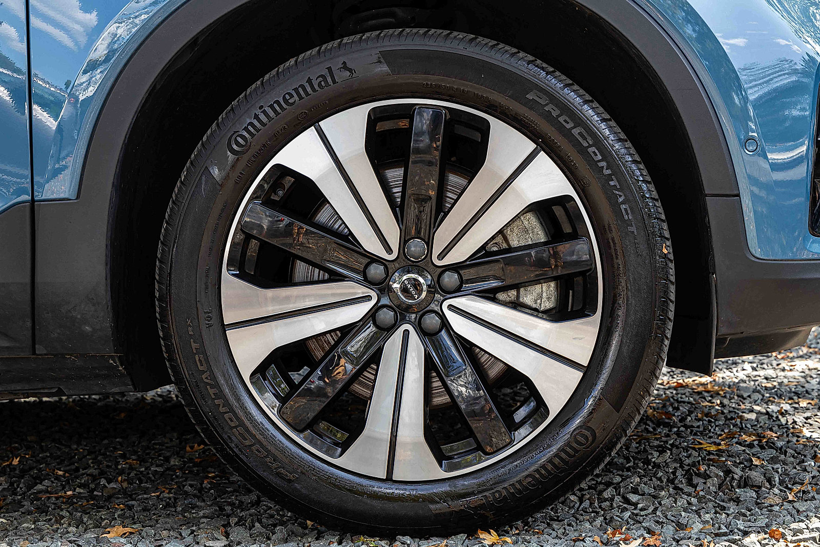 2023 Volvo XC40 Recharge Plus photo 24