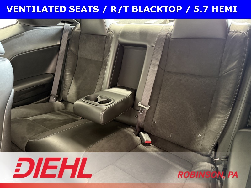 2023 Dodge Challenger R/T Plus photo 14