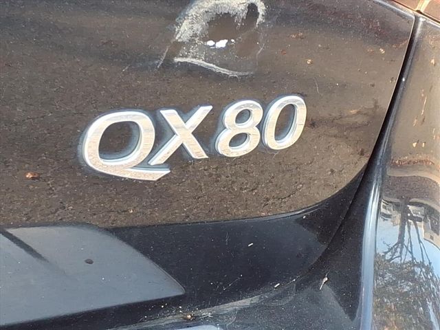 2016 Infiniti QX80 Base photo 5