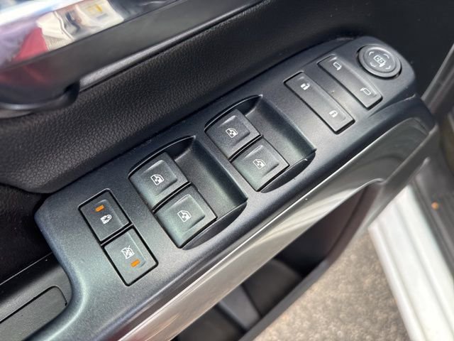 2017 Chevrolet Silverado 1500 LT photo 11
