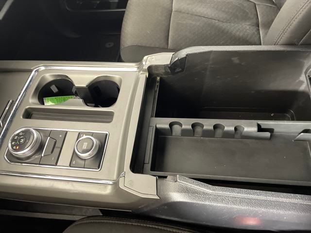 2019 Ford Expedition MAX XLT photo 17