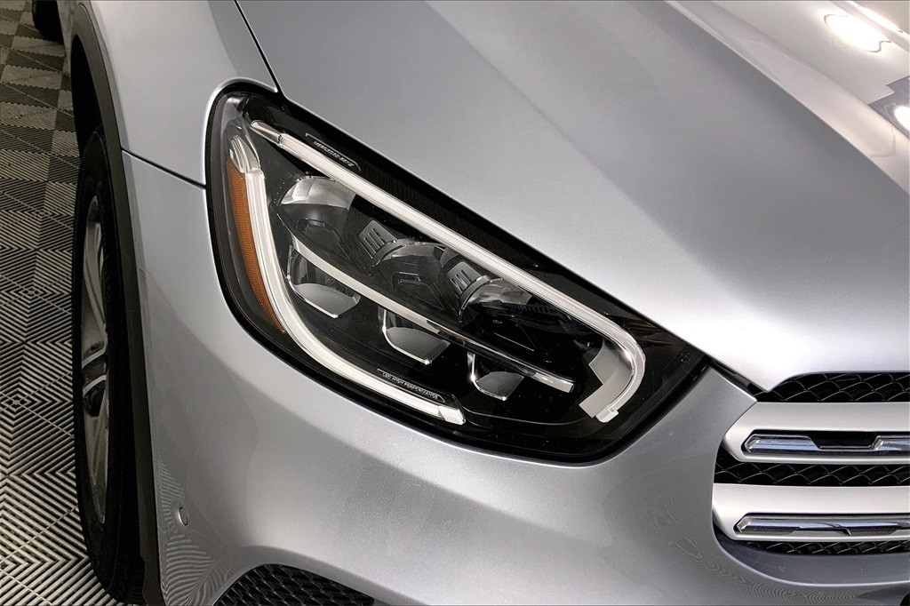 2022 Mercedes Benz GLC 300 photo 27