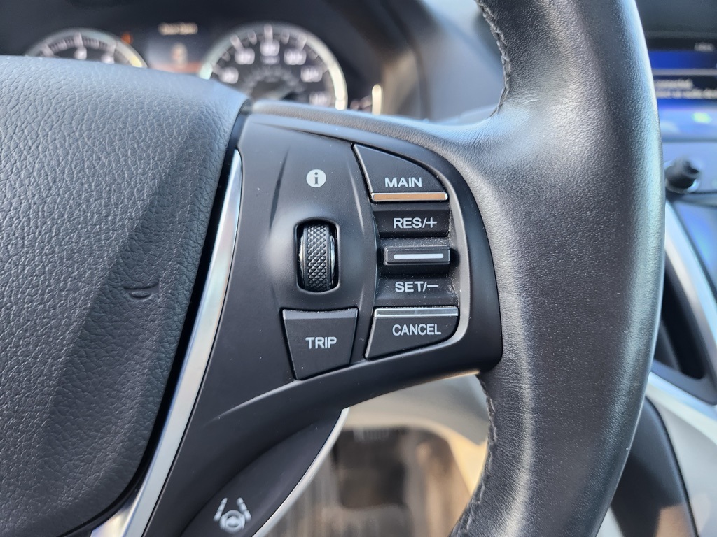 2015 Acura TLX Technology photo 11
