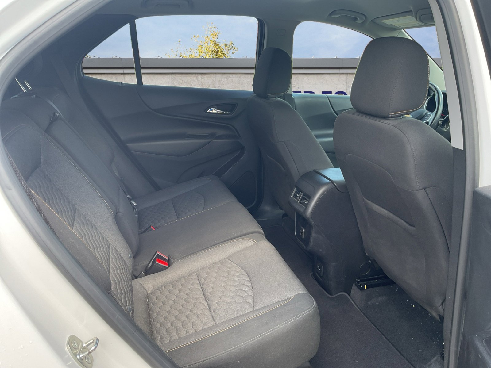 2019 Chevrolet Equinox LT photo 6