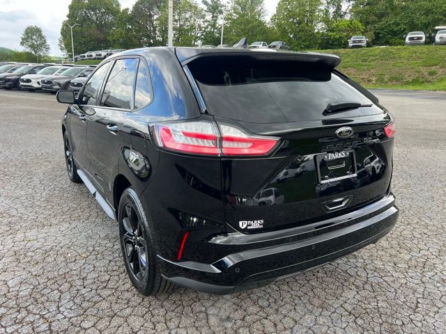 2024 Ford Edge SE photo 3