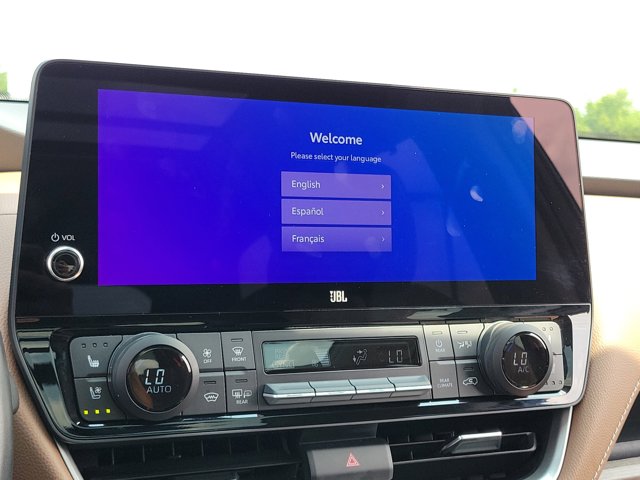 2024 Toyota Grand Highlander Platinum photo 24