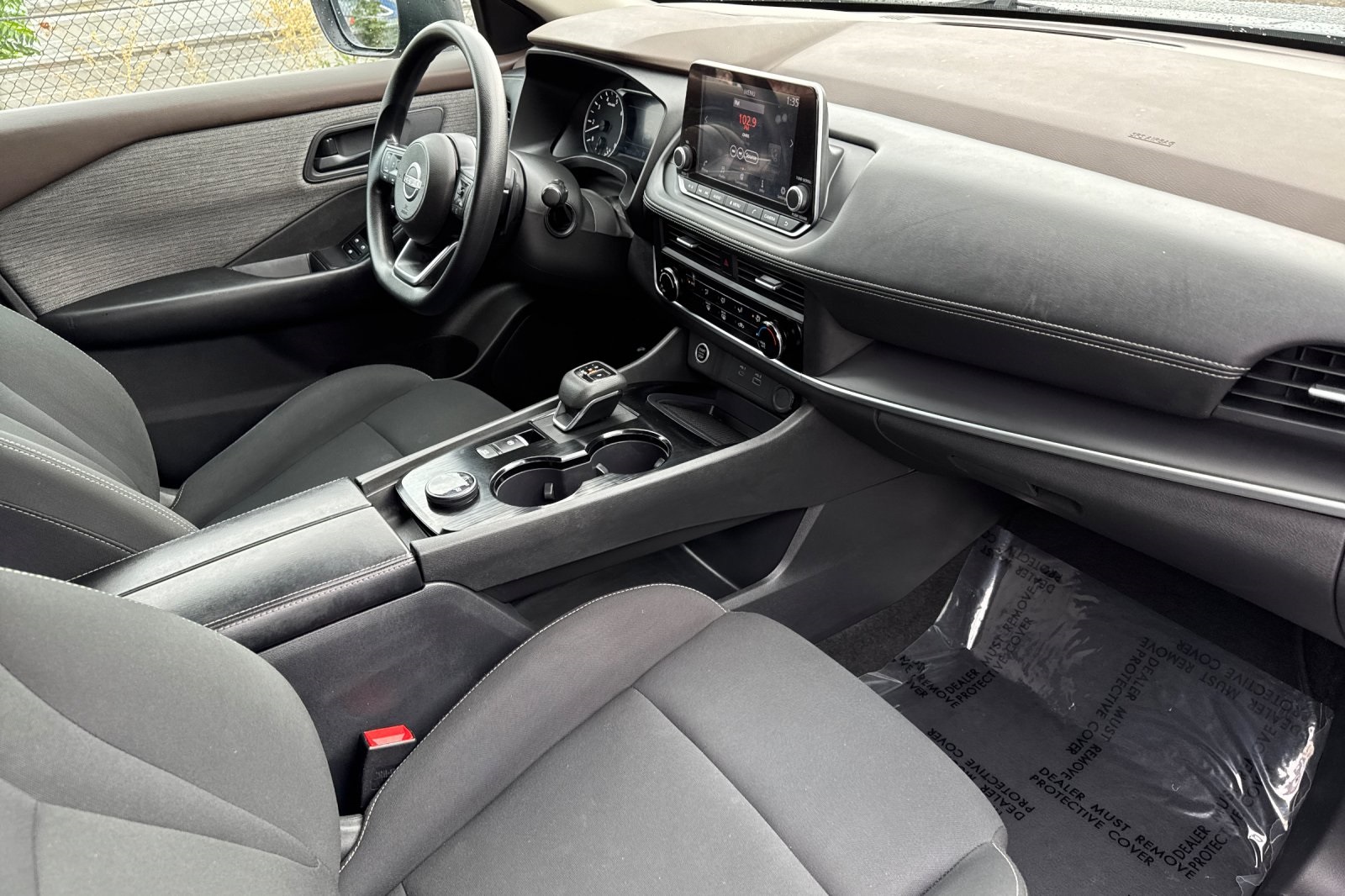 2023 Nissan Rogue S photo 15