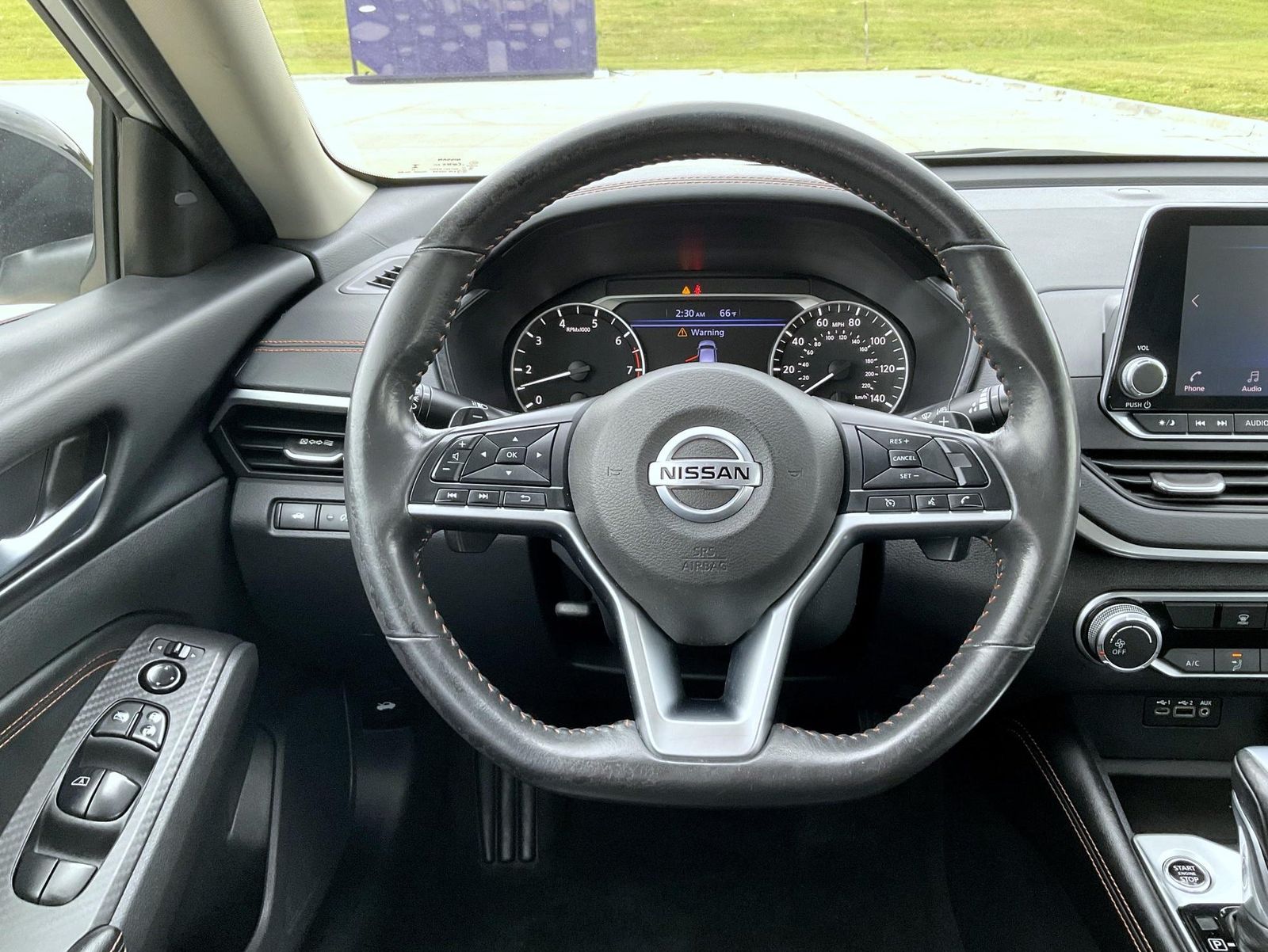 2022 Nissan Altima 2.5 SR photo 10