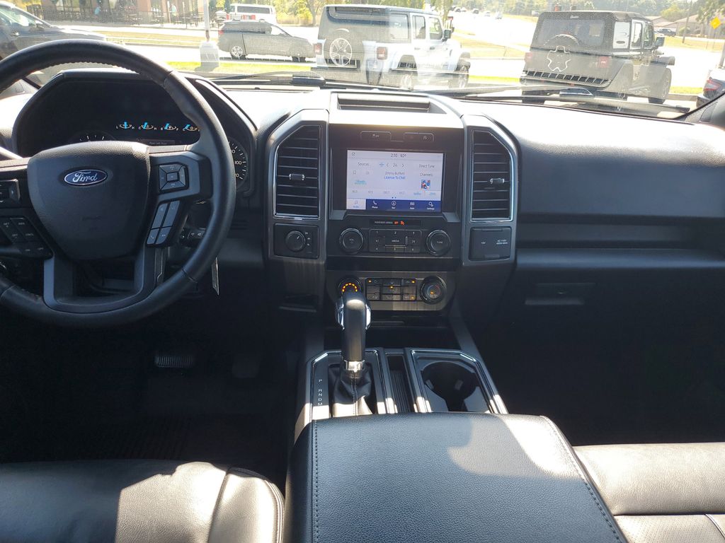 2020 Ford F-150 XLT photo 23